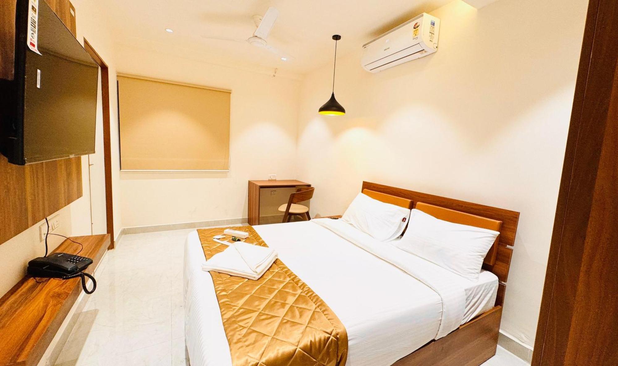 Hotel Star Avenue - Indiranagar Bengaluru Kültér fotó