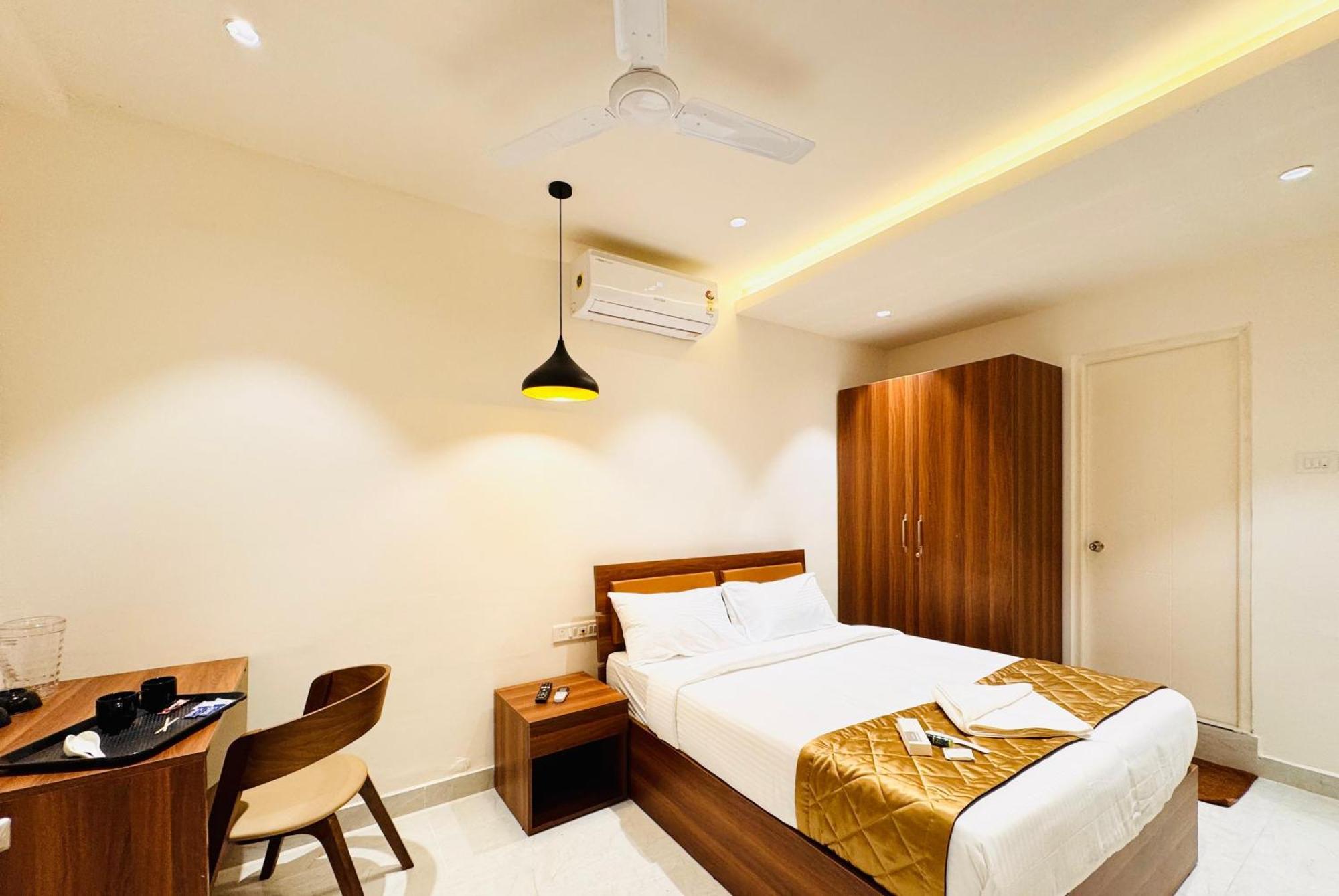 Hotel Star Avenue - Indiranagar Bengaluru Kültér fotó