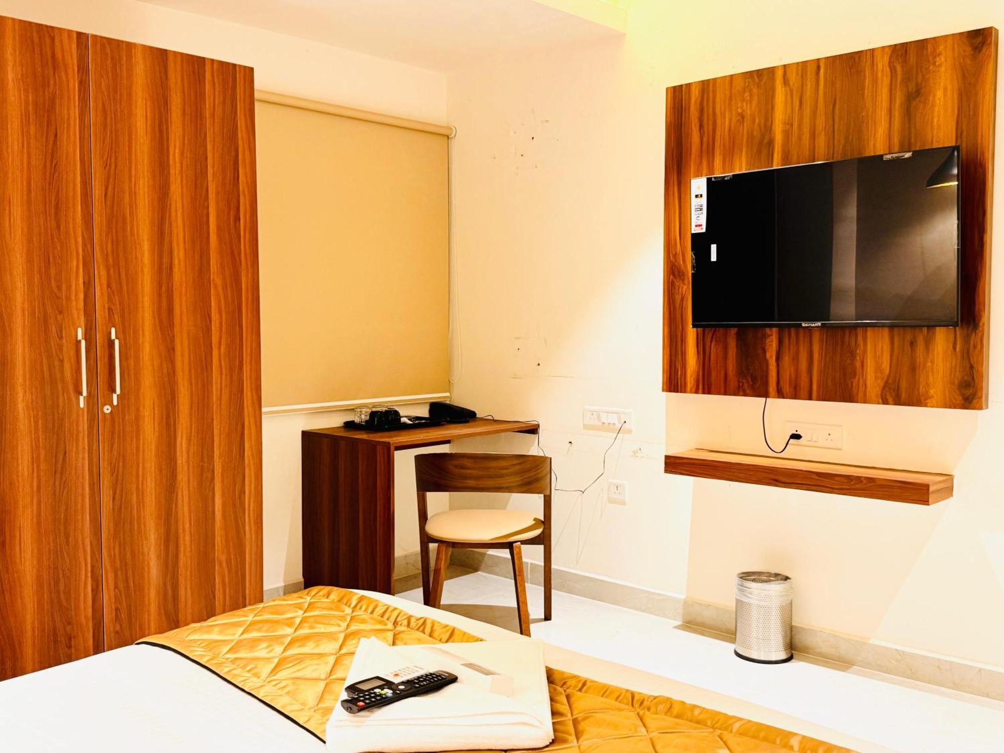 Hotel Star Avenue - Indiranagar Bengaluru Kültér fotó