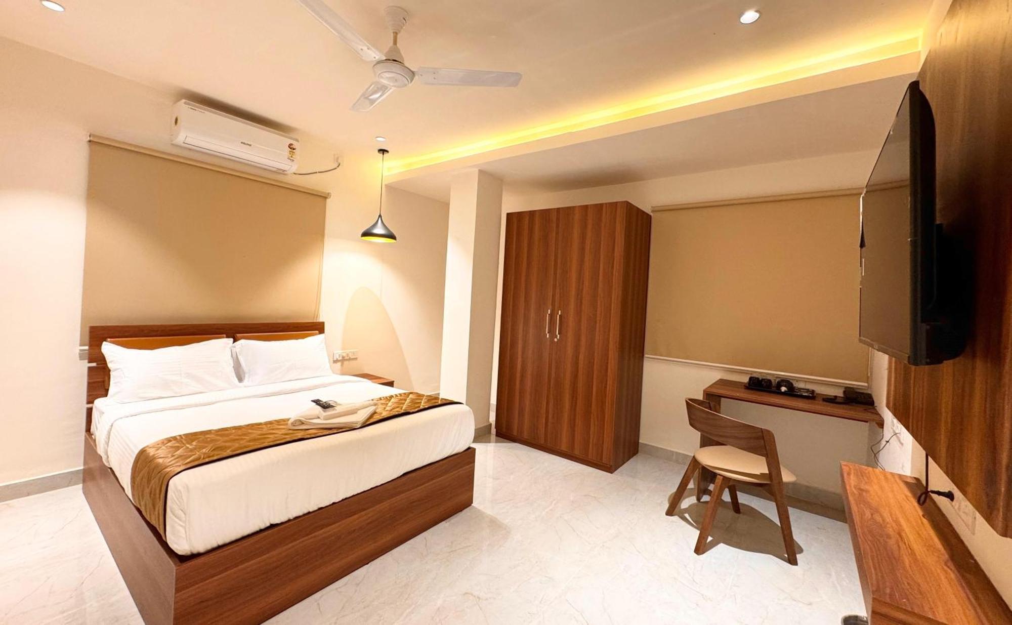 Hotel Star Avenue - Indiranagar Bengaluru Kültér fotó