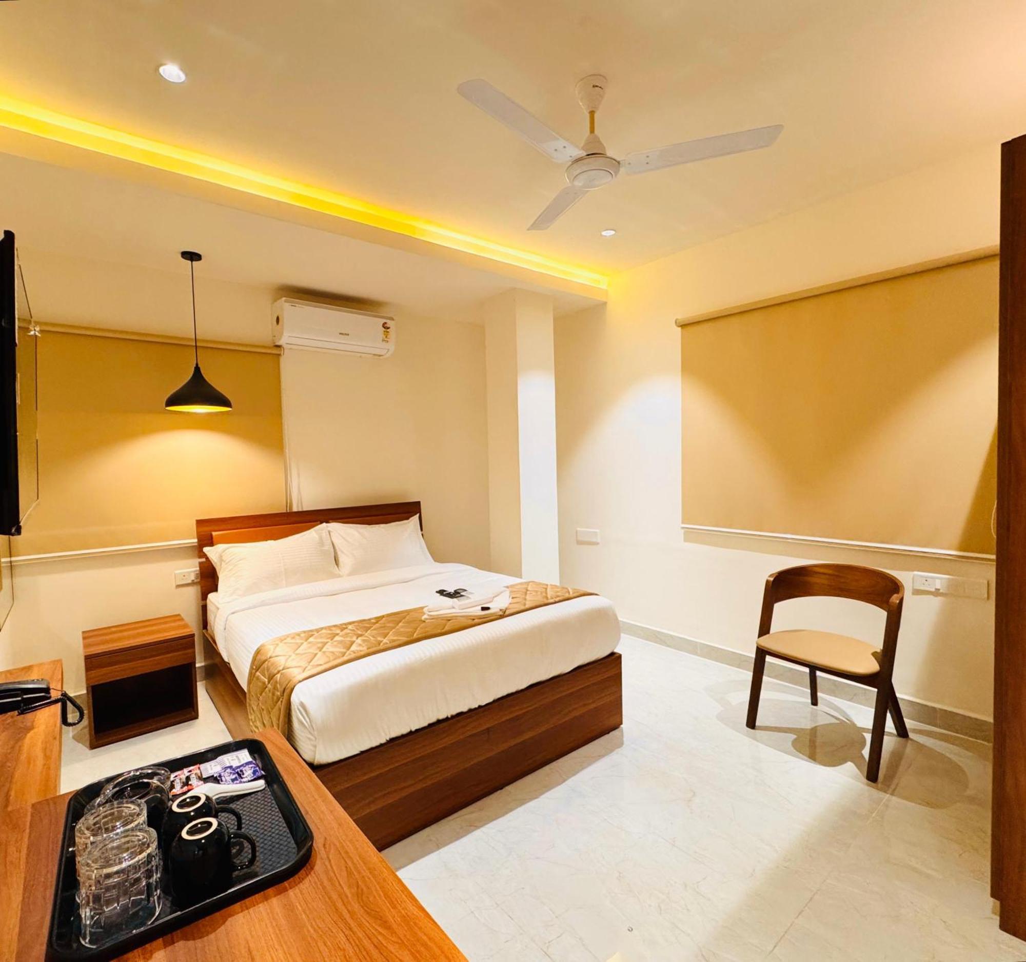Hotel Star Avenue - Indiranagar Bengaluru Kültér fotó