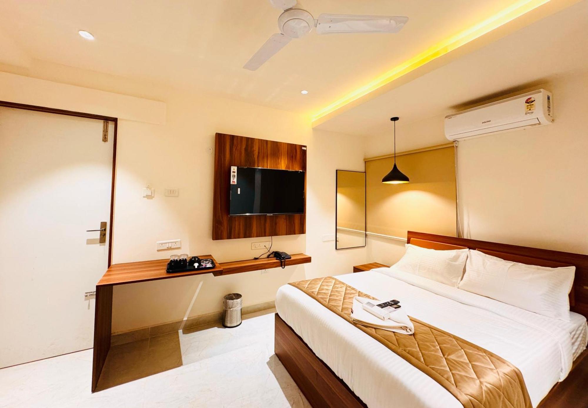 Hotel Star Avenue - Indiranagar Bengaluru Kültér fotó